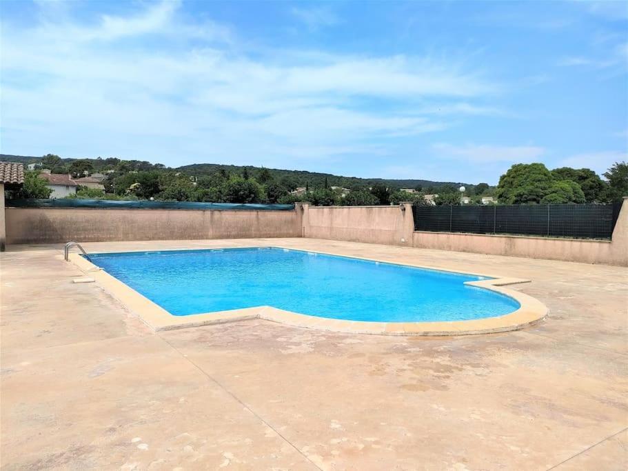 Le Petit Goudarguais Apartment Гударг Екстериор снимка
